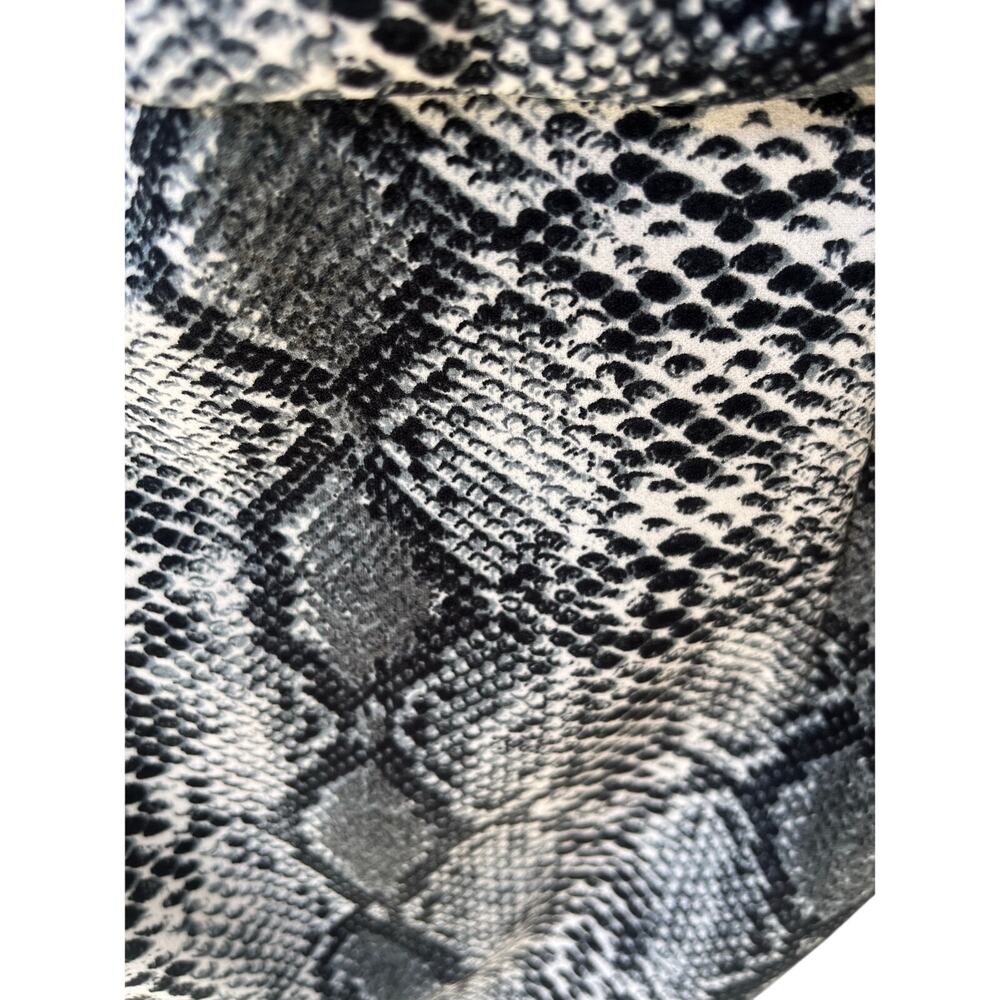 Python Print Halter Fitted Dress Medium - Picture 6 of 6